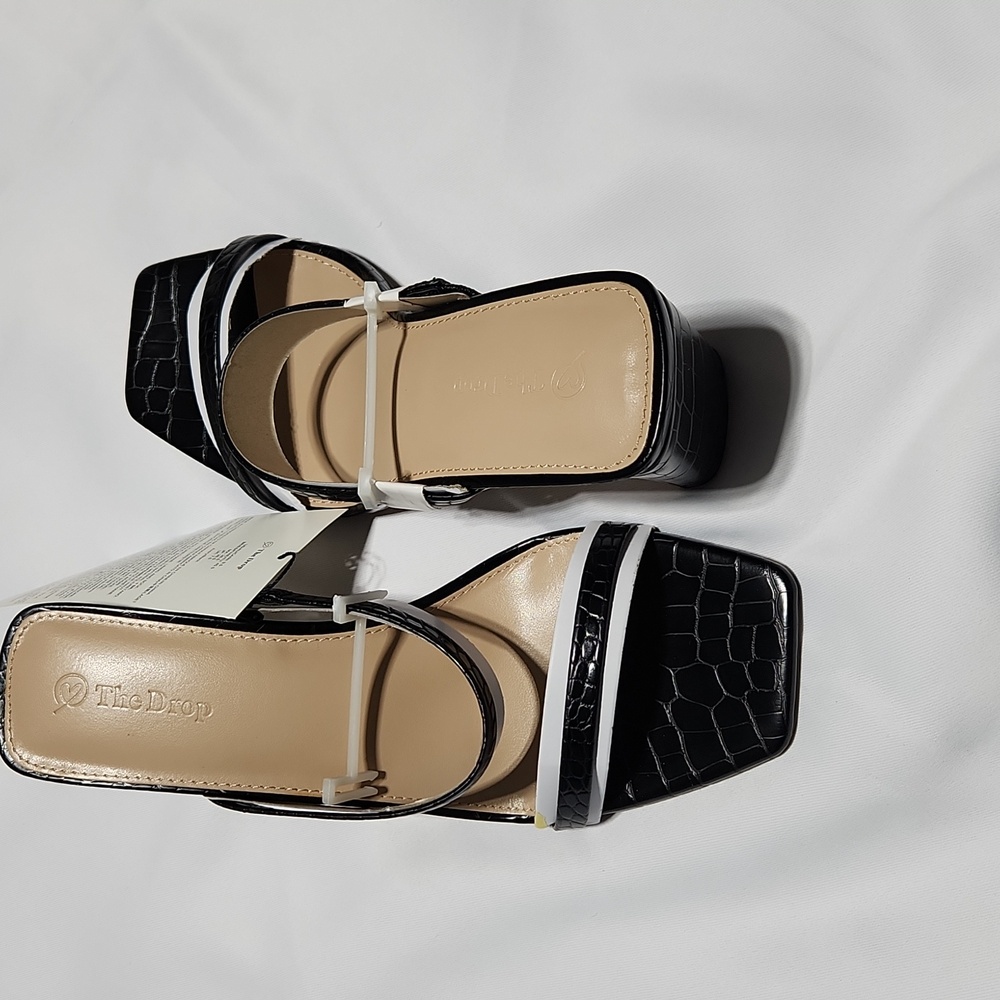 Chic Black Strappy Heels for Women